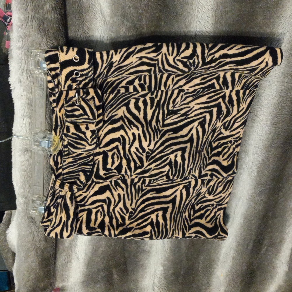 Wild Fable corduroy zebra print belted skirt
